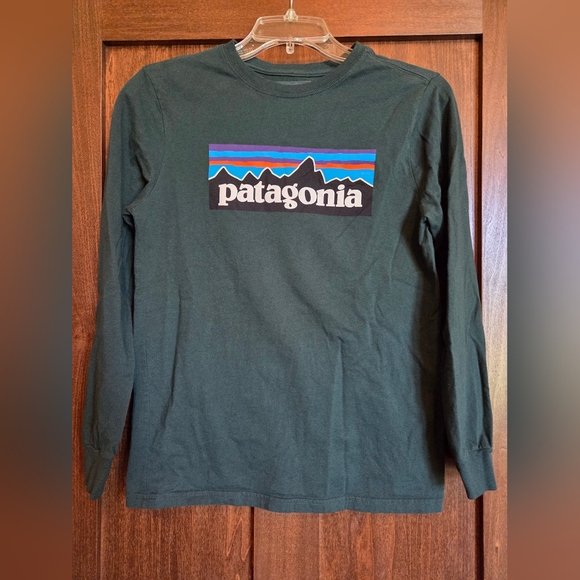 Patagonia Youth Long Sleeve Shirt with Logo in Dark Green - Picture 2 of 6